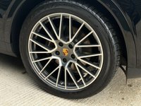 USED 2020 70 PORSCHE CAYENNE 3.0T V6 GPF SUV 5dr Petrol TiptronicS 4WD Euro 6 (s/s) (340 ps) 