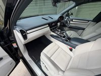USED 2020 70 PORSCHE CAYENNE 3.0T V6 GPF SUV 5dr Petrol TiptronicS 4WD Euro 6 (s/s) (340 ps) 