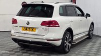 USED 2017 17 VOLKSWAGEN TOUAREG 3.0 TDI V6 BlueMotion Tech R-Line SUV 5dr Diesel Tiptronic 4WD Euro 6 (s/s) (262 ps) 