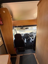 USED 2004 04 SWIFT SUNDANCE 590RL 15 MWB JTD C/C 