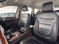 USED 2015 15 VOLKSWAGEN TOUAREG 3.0 TDI V6 BlueMotion Tech SE SUV 5dr Diesel Tiptronic 4WD Euro 6 (s/s) (204 ps) Touchscreen Nav | Heated Seats