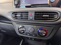 USED 2022 22 HYUNDAI I10 1.2 SE Connect Hatchback 5dr Petrol Auto Euro 6 (s/s) (84 ps) Hyundai Service History