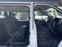 USED 2019 19 RENAULT TRAFIC 1.6 dCi 27 Business Minibus 9 Seater Double Cab 5dr Diesel Manual SWB Euro 6 (9 Seat) (120 bhp) 