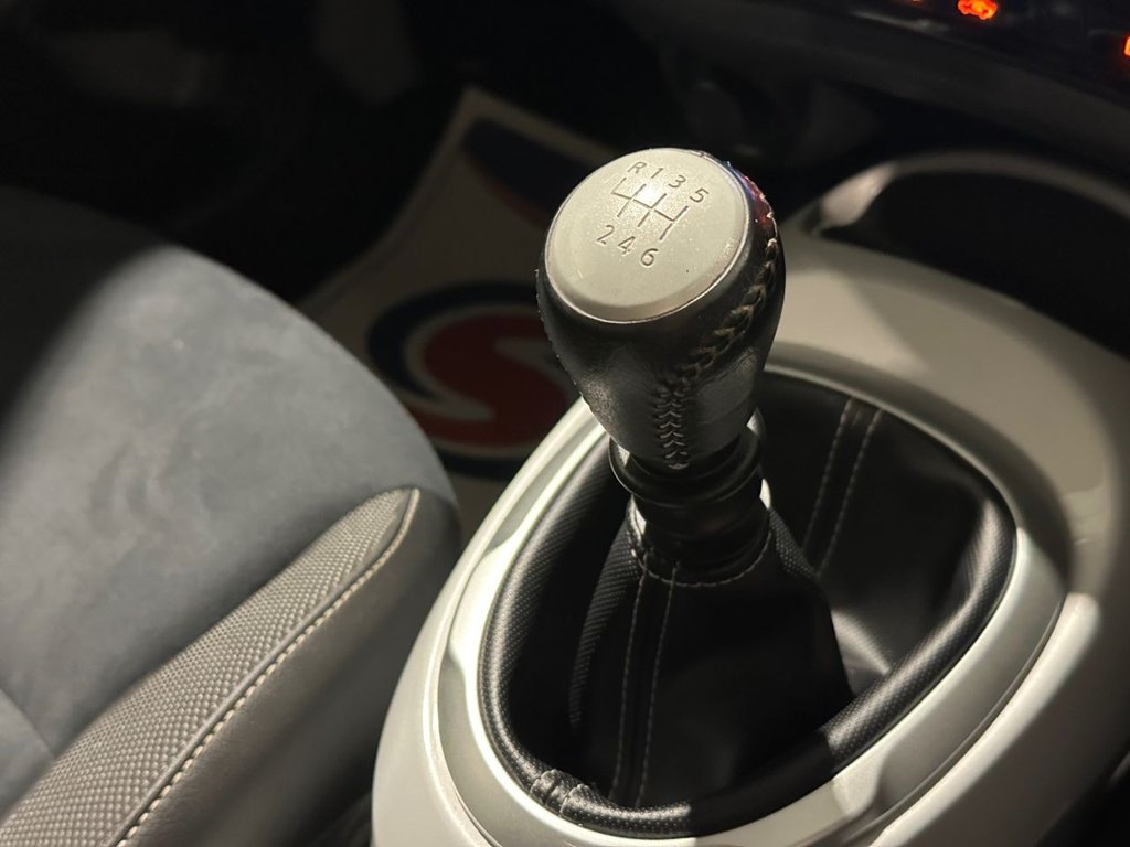 USED 2016 66 NISSAN JUKE 1.2 DIG-T N-Vision SUV 5dr Petrol Manual Euro 6 (s/s) (115 ps) 