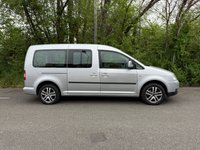 USED 2009 59 VOLKSWAGEN CADDY MAXI LIFE 1.9 TDI Pure Drive 104 ps 5 SEATER WAV WHEEL CHAIR ACCESSIBLE MPV 5DR WHEELCHAIR RAMP+ALLOYS+AIR CON
