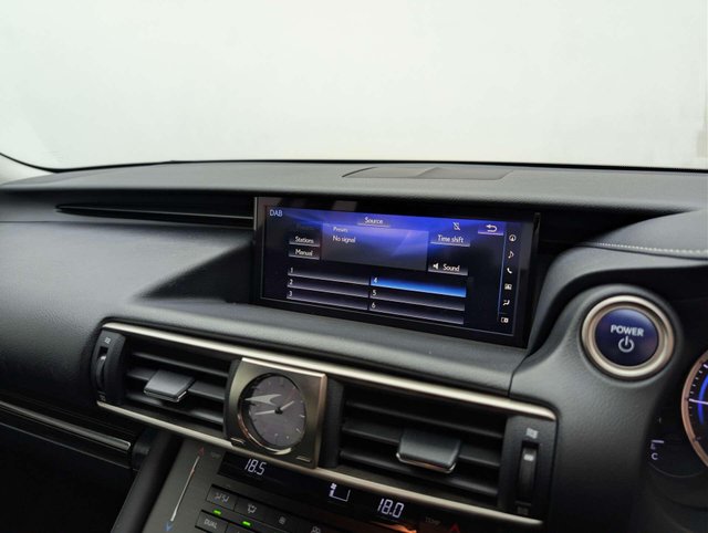 USED 2017 17 LEXUS IS 2.5 IS 300h Premier CVT 4dr CLICK & COLLECT/ HOME DELIVERY
