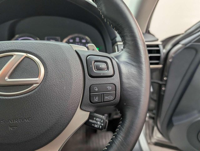 USED 2017 17 LEXUS IS 2.5 IS 300h Premier CVT 4dr CLICK & COLLECT/ HOME DELIVERY