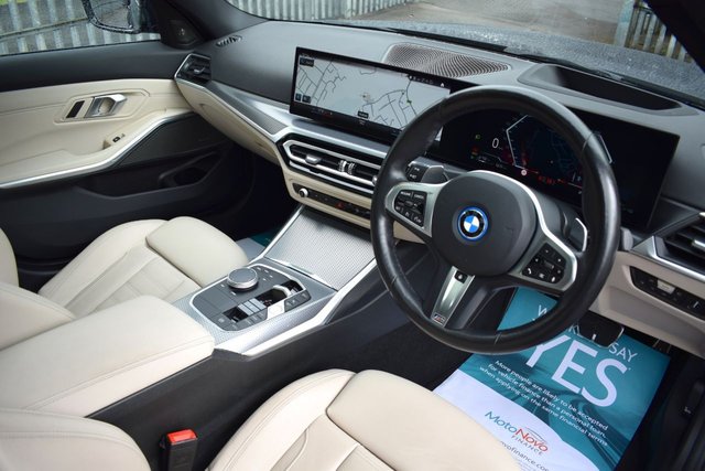 View our BMW 3 SERIES