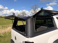 USED 2017 17 VOLKSWAGEN AMAROK 3.0 TDI V6 BlueMotion Tech Highline Pickup Double Cab 4dr Diesel Auto 4Motion Euro 6 (s/s) (224 ps) 