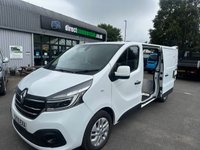USED 2020 70 RENAULT TRAFIC 2.0 dCi ENERGY 30 Sport Panel Van 5dr Diesel Manual LWB Standard Roof Euro 6 (120 ps) NO VAT FSH LWB SPORT !!!! FRESH MOT + SERVICE !!! WELL PRICED