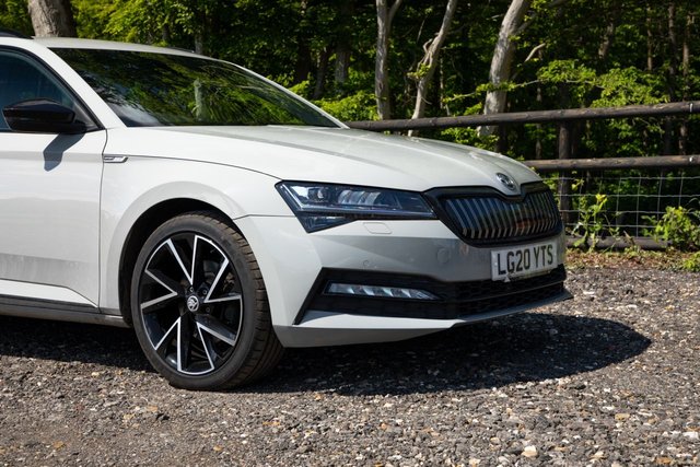 View our SKODA SUPERB