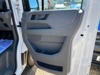 USED 2019 19 VOLKSWAGEN CRAFTER 2.0 TDI CR35 BlueMotion Tech Trendline Panel Van 5dr Diesel Manual FWD MWB High Roof Euro 6 (s/s) (102 ps) A/C-sensors-racking-captain seats