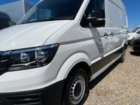 USED 2019 19 VOLKSWAGEN CRAFTER 2.0 TDI CR35 BlueMotion Tech Trendline Panel Van 5dr Diesel Manual FWD MWB High Roof Euro 6 (s/s) (102 ps) A/C-sensors-racking-captain seats