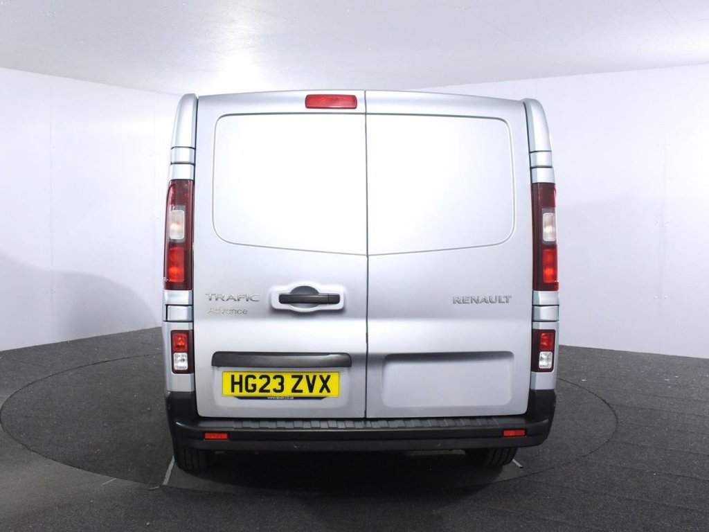 USED 2023 23 RENAULT TRAFIC 2.0 dCi Blue LL30 Advance Panel Van 5dr Diesel Manual L2 H1 Euro 6 (s/s) (130 ps) PLUS VAT