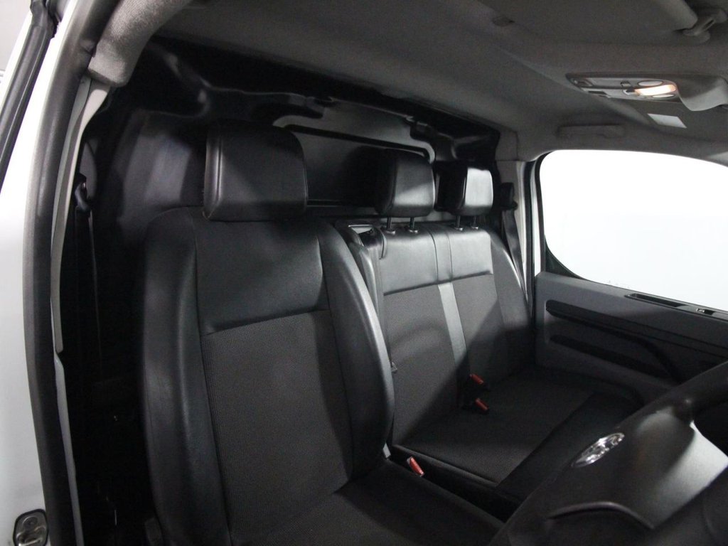 USED 2019 69 VAUXHALL VIVARO 2.0 Turbo D 3100 Edition Panel Van 5dr Diesel Manual L2 H1 Euro 6 (s/s) (120 ps) NO VAT