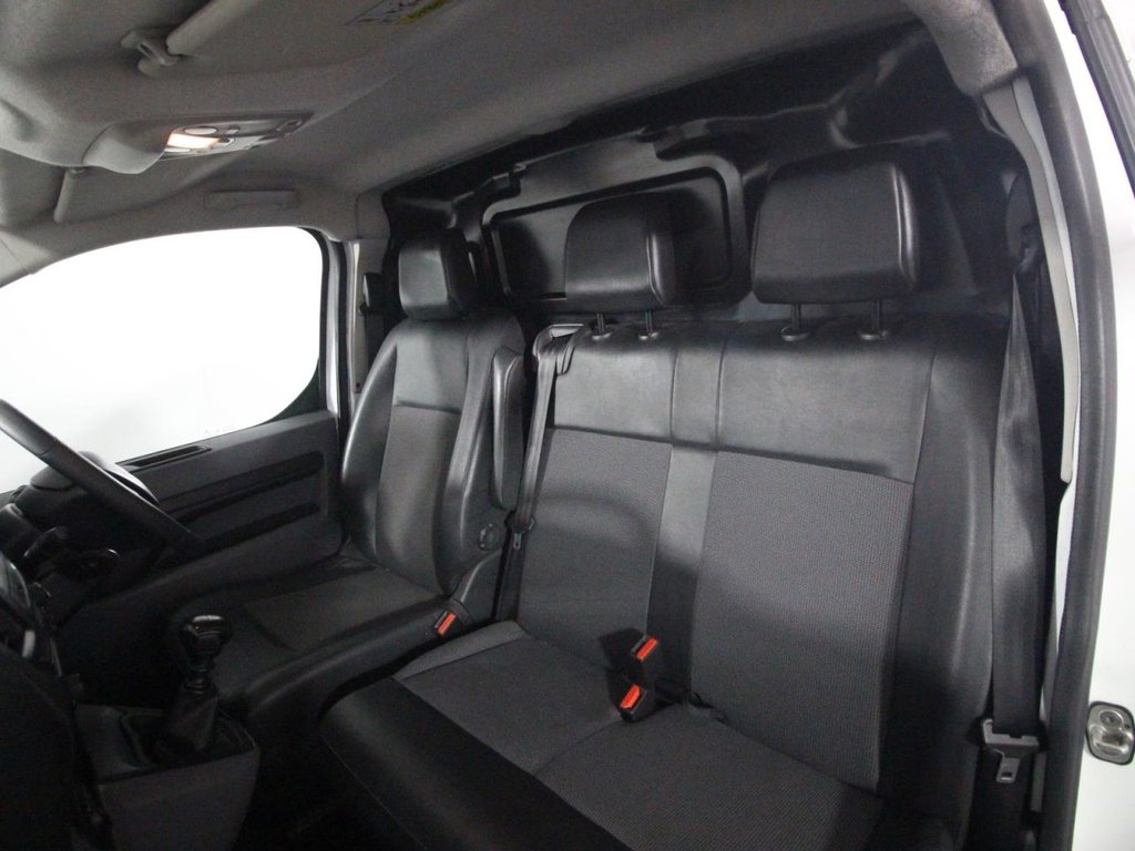 USED 2019 69 VAUXHALL VIVARO 2.0 Turbo D 3100 Edition Panel Van 5dr Diesel Manual L2 H1 Euro 6 (s/s) (120 ps) NO VAT
