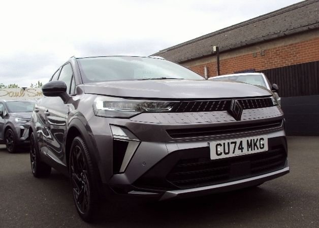 View our RENAULT CAPTUR