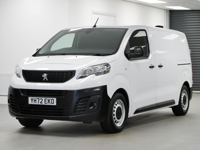 View our Peugeot Expert 1.5 BLUEHDI 100 BHP MWB PROFESSIONAL PREMIUM 6DR