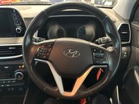 USED 2020 70 HYUNDAI TUCSON 1.6 GDi SE Nav SUV 5dr Petrol Manual Euro 6 (s/s) (132 ps) APPLE CARPLAY, REVERSE CAMERA, LED DAYTIME RUNNING LIGHTS, DUAL CLIMATE  CONTROL, AIR CONDITIONING, CRUISE CONTROL, SPEED LIMITER, ISOFIX, 8 INCH TOUCHSCREEN DISPLAY WITH SAT NAV, 17 INCH ALLOY WHEELS, POLAR WHITE