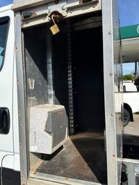 USED 2019 19 IVECO DAILY TIPPER 3.0D HPI 18V Business 70C 3450 2dr Diesel HiMatic MWB Euro 6 (DRW) (180 ps) - TWIN REAR WHEELS - TOOL POD STORAGE - 