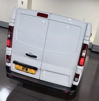 USED 2022 72 RENAULT TRAFIC 2.0 dCi Blue LL30 Business+ Panel Van 5dr Diesel Manual L2 H1 Euro 6 (s/s) (150 ps) 