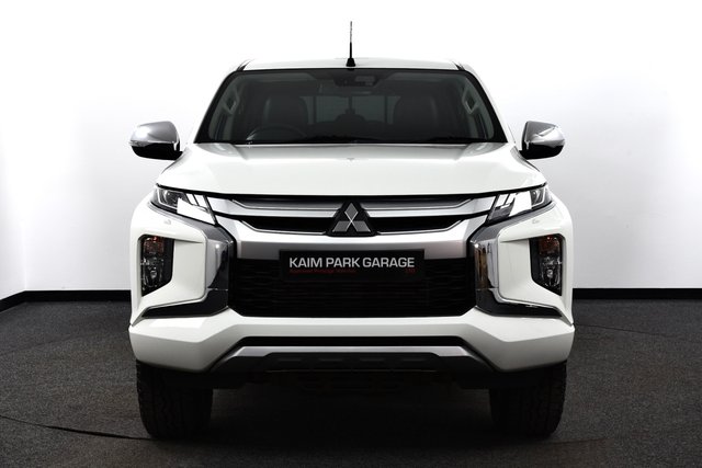 USED 2020 70 MITSUBISHI L200 2.2 DI-D DC Barbarian Pickup Double Cab 4dr Diesel Manual 4WD Euro 6 (s/s) (150 ps) NO VAT | Rear Cover | Tow Pack