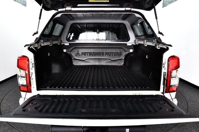 USED 2020 70 MITSUBISHI L200 2.2 DI-D DC Barbarian Pickup Double Cab 4dr Diesel Manual 4WD Euro 6 (s/s) (150 ps) NO VAT | Rear Cover | Tow Pack