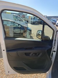 USED 2023 73 VAUXHALL COMBO 1.5 Turbo D 2300 Pro Panel Van 5dr Diesel Manual L1 H1 Euro 6 (s/s) (100 ps) Drives superb !