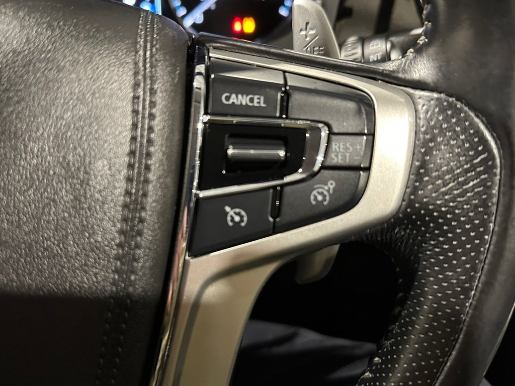 USED 2018 68 MITSUBISHI OUTLANDER 2.4h TwinMotor 13.8kWh Juro SUV 5dr Petrol Plug-in Hybrid CVT 4WD Euro 6 (s/s) (209 ps) 