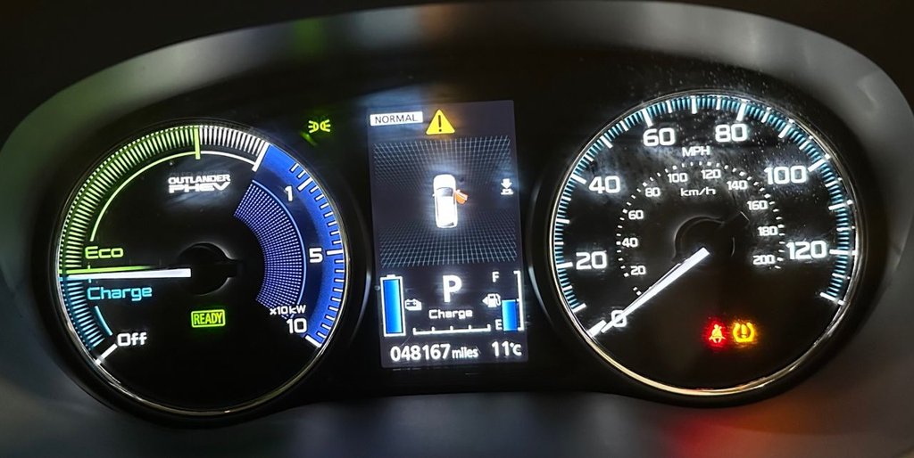 USED 2018 68 MITSUBISHI OUTLANDER 2.4h TwinMotor 13.8kWh Juro SUV 5dr Petrol Plug-in Hybrid CVT 4WD Euro 6 (s/s) (209 ps) 