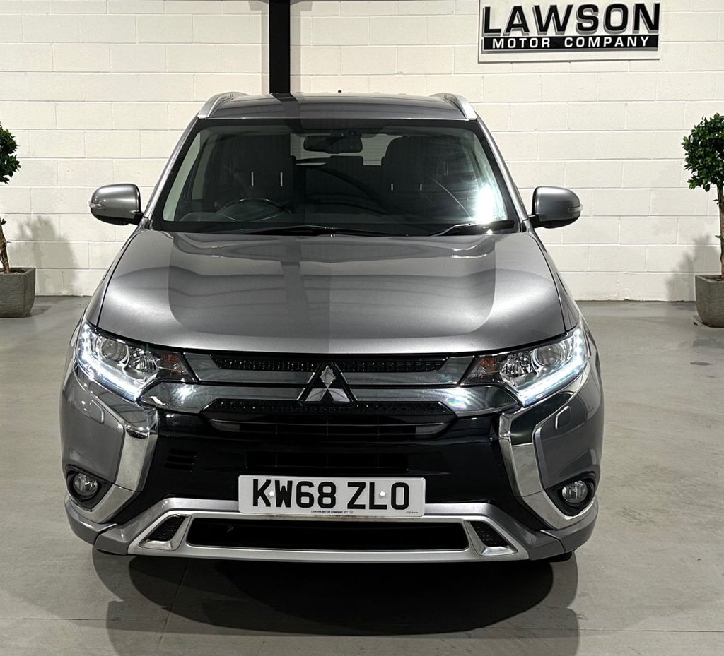 USED 2018 68 MITSUBISHI OUTLANDER 2.4h TwinMotor 13.8kWh Juro SUV 5dr Petrol Plug-in Hybrid CVT 4WD Euro 6 (s/s) (209 ps) 