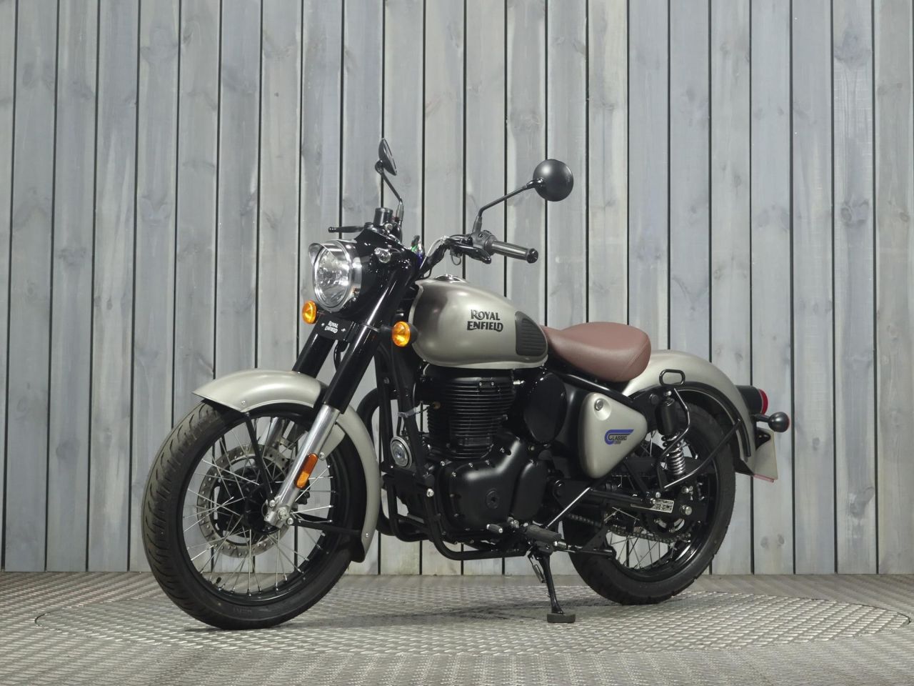 ROYAL ENFIELD Classic 350