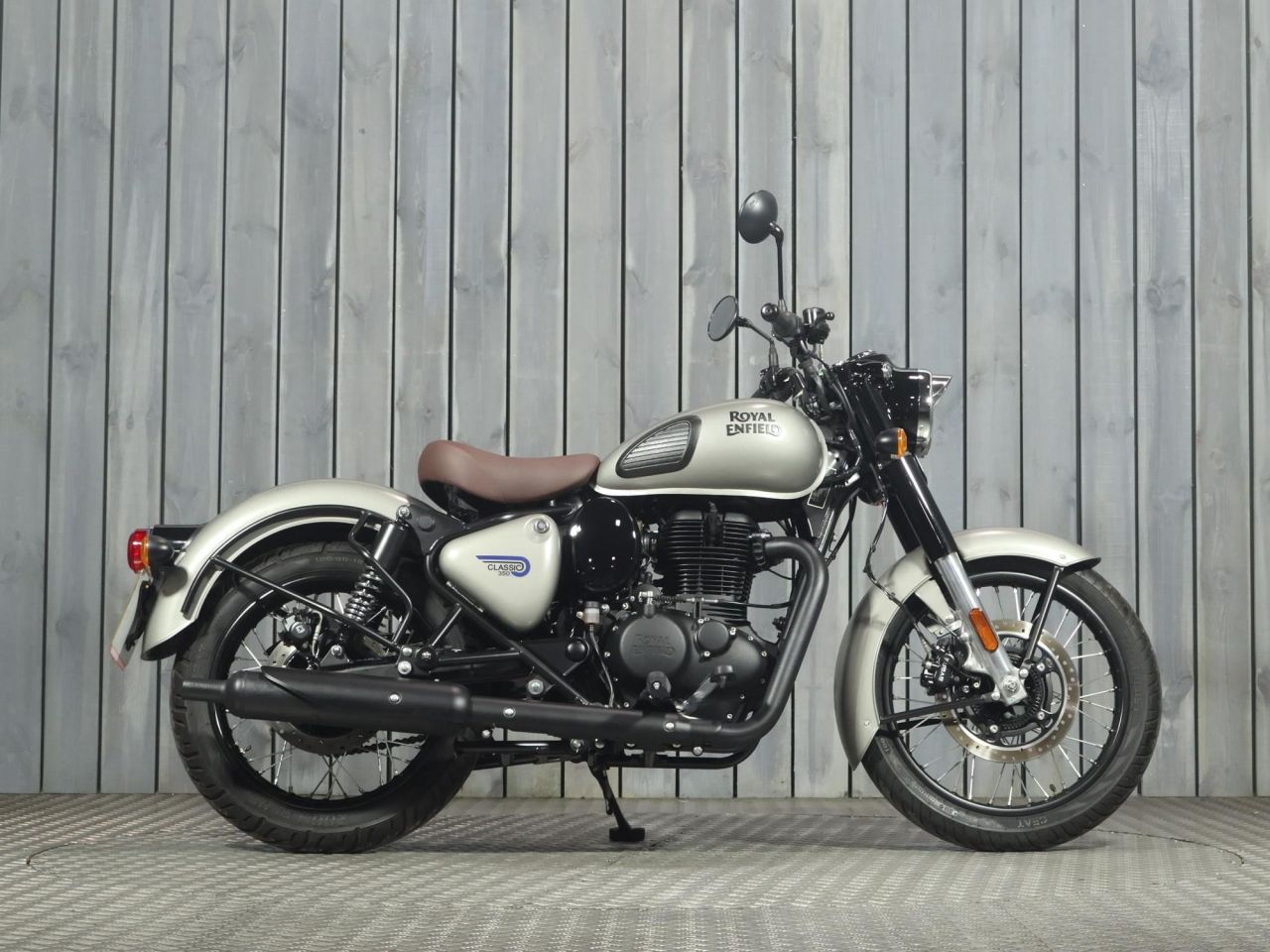 ROYAL ENFIELD Classic 350