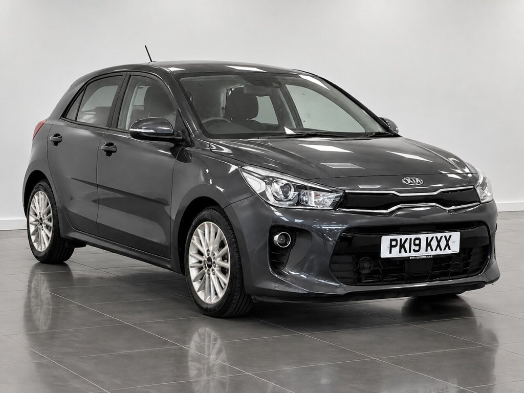 2019 KIA Rio — photo 1 of 5