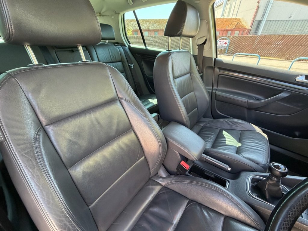 USED 2009 58 VOLKSWAGEN GOLF 2.0 TDI GT Hatchback 5dr Diesel Manual (154 g/km, 138 bhp) HEATED LEATHER, BLUETOOTH, PRIVACY