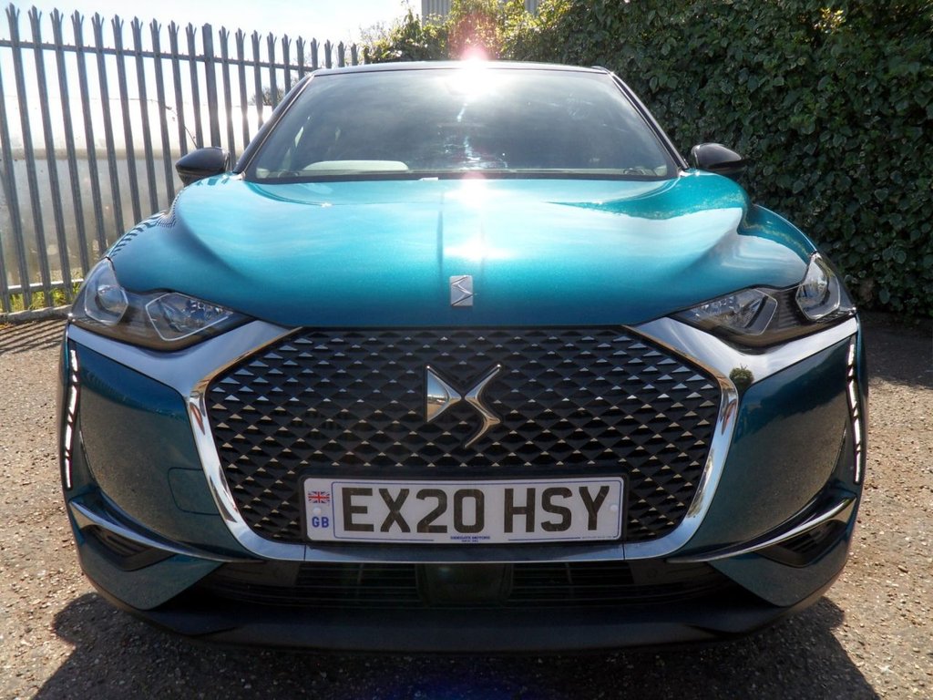 USED 2020 20 DS AUTOMOBILES DS 3 CROSSBACK 1.2 PureTech Prestige Crossback 5dr Petrol Manual Euro 6 (s/s) (100 ps) Millennium Blue - Onyx Black Roof