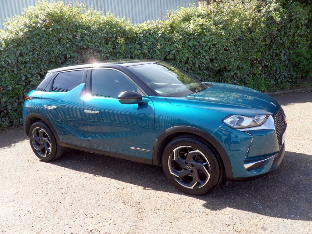 USED 2020 20 DS AUTOMOBILES DS 3 CROSSBACK 1.2 PureTech Prestige Crossback 5dr Petrol Manual Euro 6 (s/s) (100 ps) Millennium Blue - Onyx Black Roof