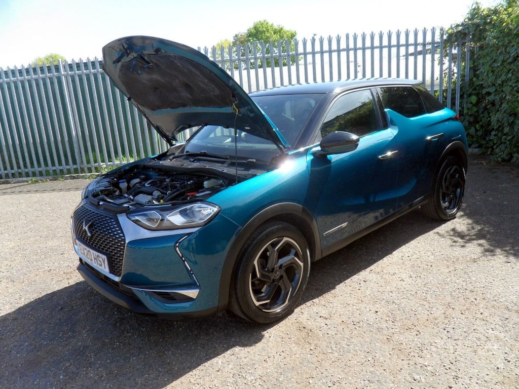 USED 2020 20 DS AUTOMOBILES DS 3 CROSSBACK 1.2 PureTech Prestige Crossback 5dr Petrol Manual Euro 6 (s/s) (100 ps) Millennium Blue - Onyx Black Roof