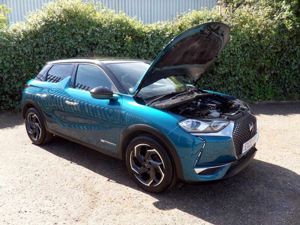 USED 2020 20 DS AUTOMOBILES DS 3 CROSSBACK 1.2 PureTech Prestige Crossback 5dr Petrol Manual Euro 6 (s/s) (100 ps) Millennium Blue - Onyx Black Roof