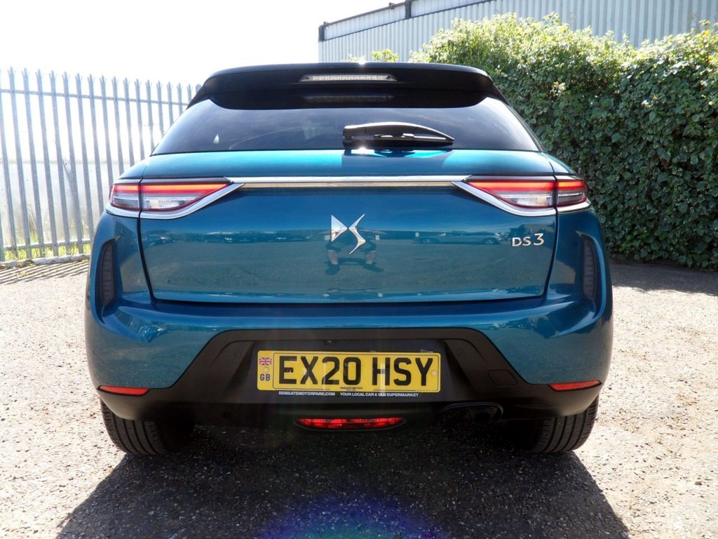 USED 2020 20 DS AUTOMOBILES DS 3 CROSSBACK 1.2 PureTech Prestige Crossback 5dr Petrol Manual Euro 6 (s/s) (100 ps) Millennium Blue - Onyx Black Roof