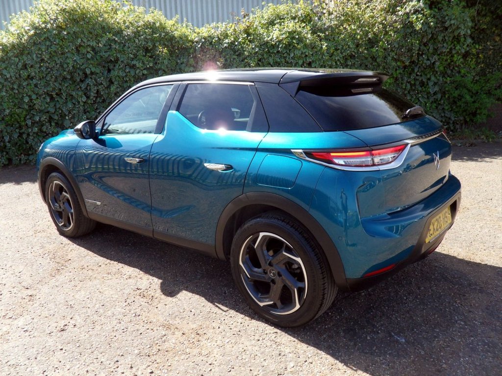 USED 2020 20 DS AUTOMOBILES DS 3 CROSSBACK 1.2 PureTech Prestige Crossback 5dr Petrol Manual Euro 6 (s/s) (100 ps) Millennium Blue - Onyx Black Roof