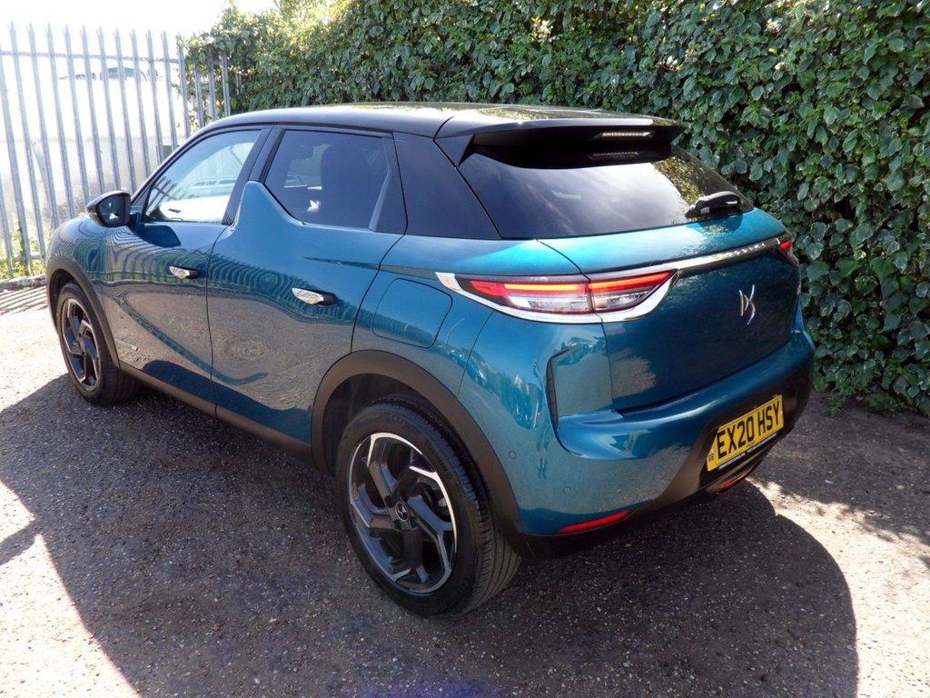 USED 2020 20 DS AUTOMOBILES DS 3 CROSSBACK 1.2 PureTech Prestige Crossback 5dr Petrol Manual Euro 6 (s/s) (100 ps) Millennium Blue - Onyx Black Roof