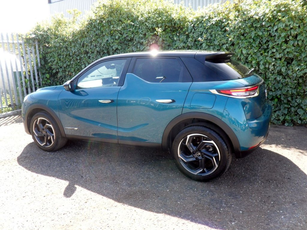 USED 2020 20 DS AUTOMOBILES DS 3 CROSSBACK 1.2 PureTech Prestige Crossback 5dr Petrol Manual Euro 6 (s/s) (100 ps) Millennium Blue - Onyx Black Roof
