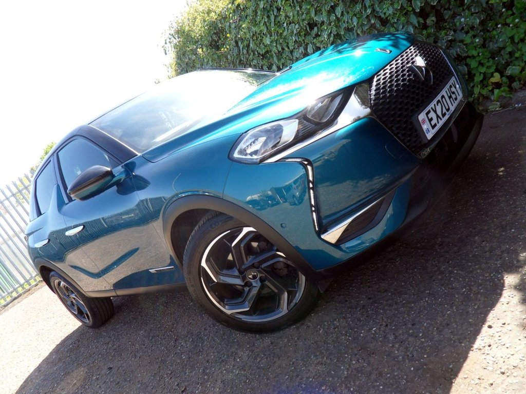 USED 2020 20 DS AUTOMOBILES DS 3 CROSSBACK 1.2 PureTech Prestige Crossback 5dr Petrol Manual Euro 6 (s/s) (100 ps) Millennium Blue - Onyx Black Roof