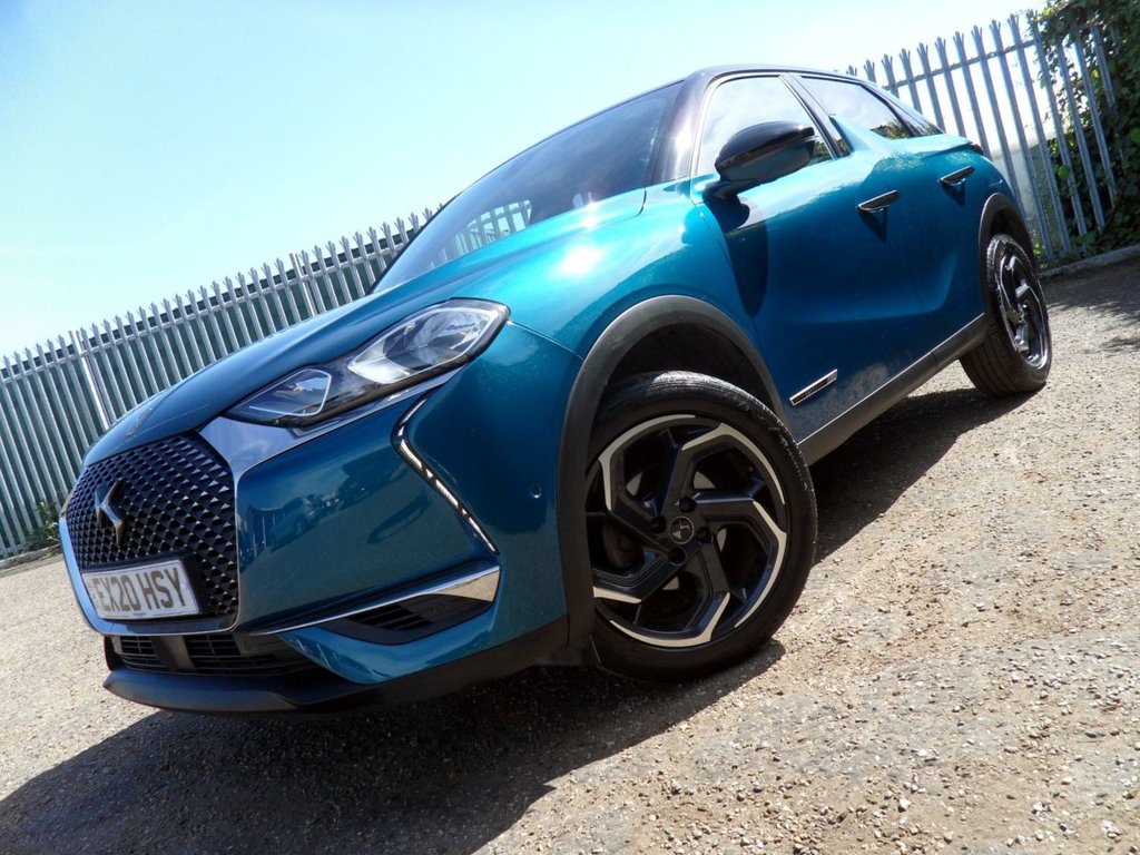 USED 2020 20 DS AUTOMOBILES DS 3 CROSSBACK 1.2 PureTech Prestige Crossback 5dr Petrol Manual Euro 6 (s/s) (100 ps) Millennium Blue - Onyx Black Roof