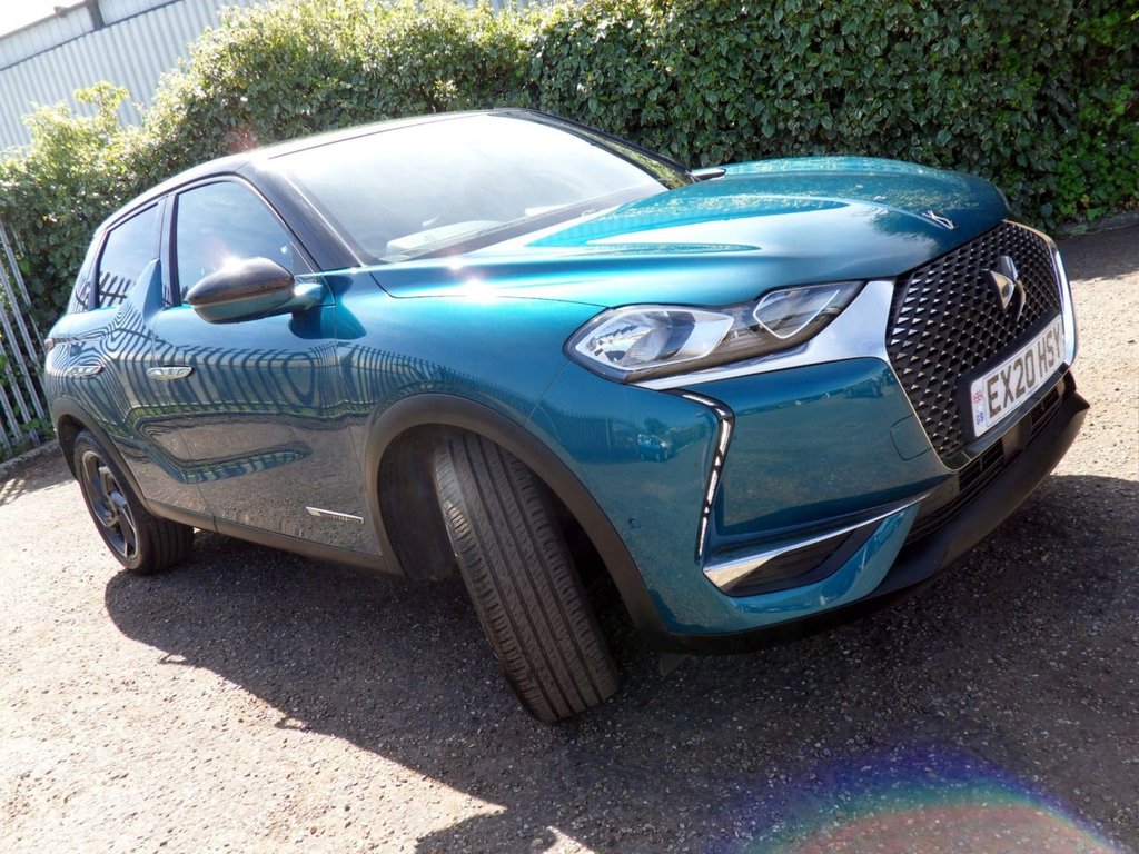 USED 2020 20 DS AUTOMOBILES DS 3 CROSSBACK 1.2 PureTech Prestige Crossback 5dr Petrol Manual Euro 6 (s/s) (100 ps) Millennium Blue - Onyx Black Roof