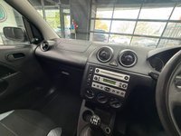 USED 2005 55 FORD FIESTA 1.25 Style Hatchback 5dr Petrol Manual (147 g/km, 74 bhp) 