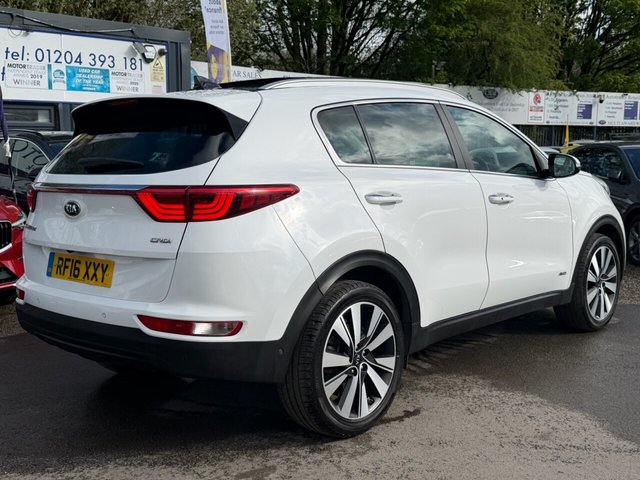 View our KIA SPORTAGE