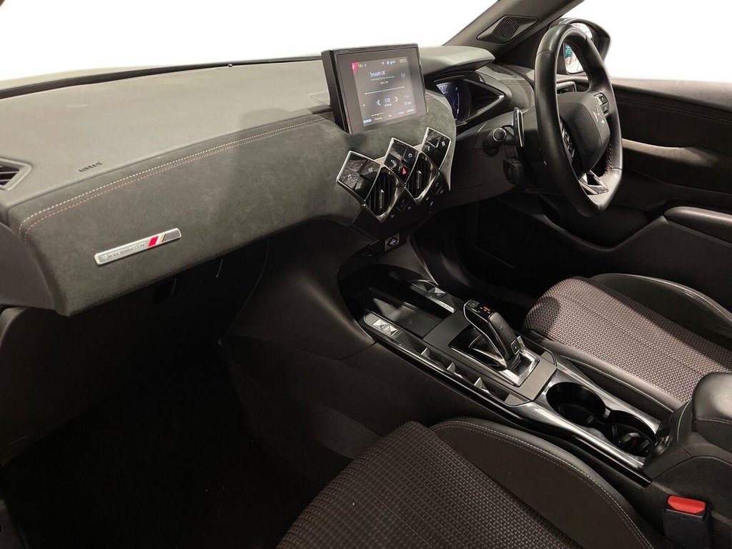 USED 2022 22 DS AUTOMOBILES DS 3 CROSSBACK 1.2 PureTech Performance Line Crossback 5dr Petrol EAT8 Euro 6 (s/s) (130 ps) 