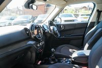 USED 2017 67 MINI COUNTRYMAN 1.5 Cooper SUV 5dr Petrol Manual Euro 6 (s/s) (136 ps) 